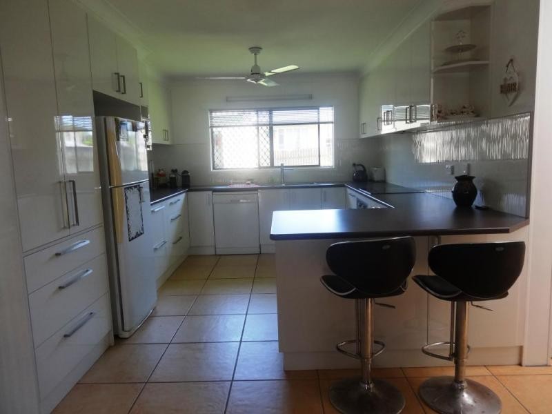 4 Rodney Street, Bowen QLD 4805
