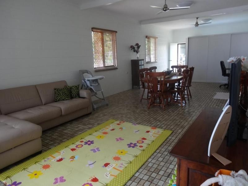 4 Rodney Street, Bowen QLD 4805