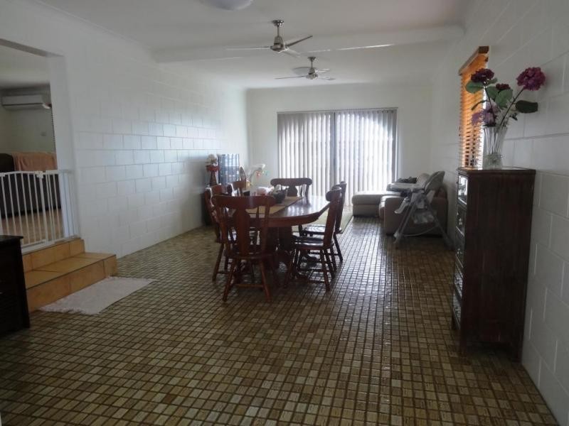 4 Rodney Street, Bowen QLD 4805