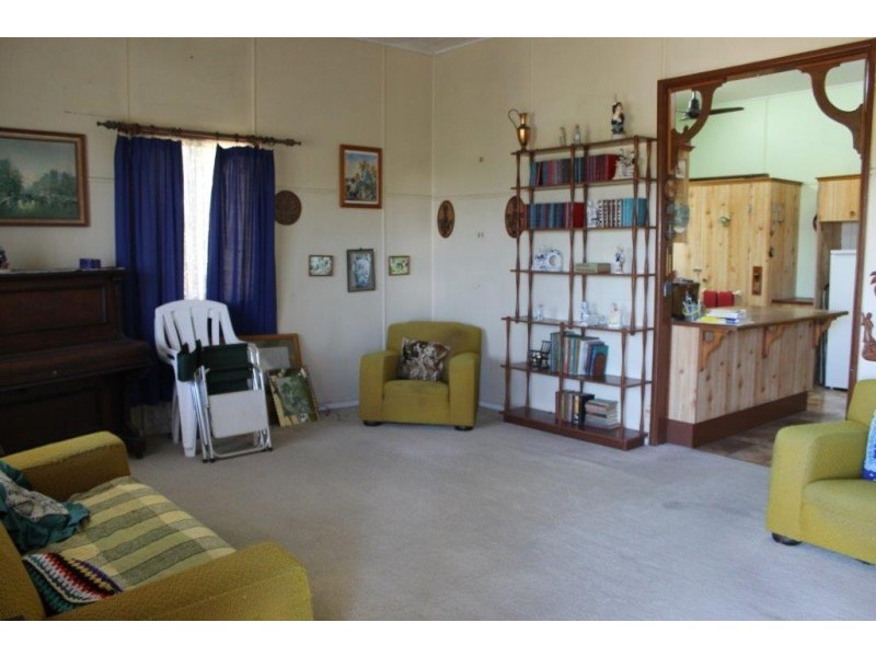 74 Kennedy Street, Bowen QLD 4805