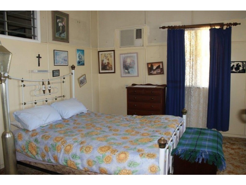 74 Kennedy Street, Bowen QLD 4805