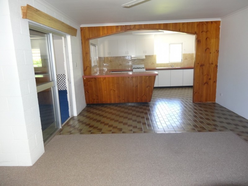 47 Myles Street, Bowen QLD 4805