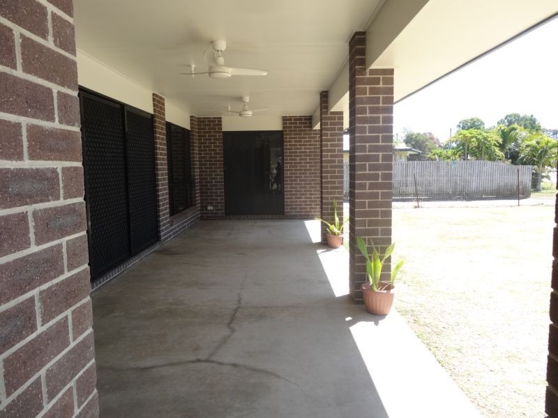 8 Schilling Court, Bowen QLD 4805