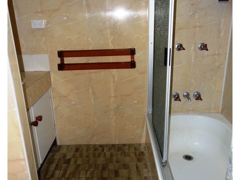 8 McDougal Street, Bowen QLD 4805