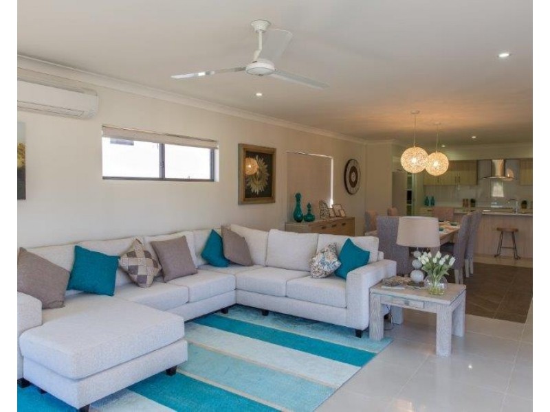 1 Fairway Drive, Bowen QLD 4805