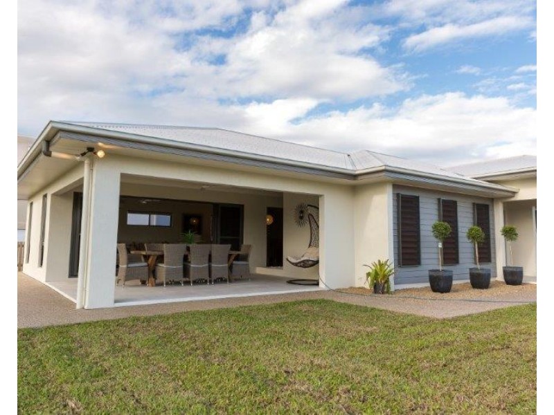 1 Fairway Drive, Bowen QLD 4805