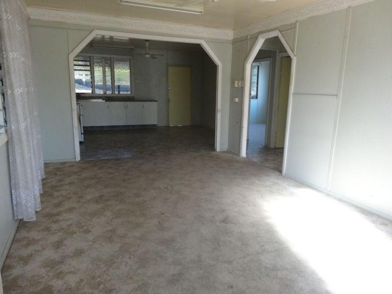 6 Field Street, Bowen QLD 4805