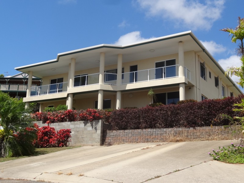 1 Pilcher Place, Bowen QLD 4805
