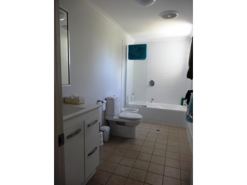 32 Kennedy Street, Bowen QLD 4805