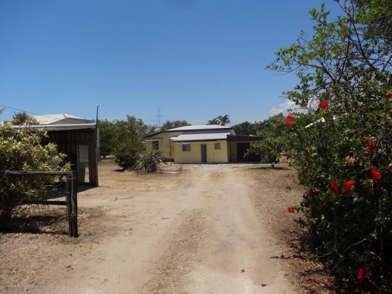 6 Canberra Street, Bowen QLD 4805