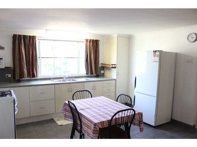 37 Leichhardt Street, Bowen QLD 4805