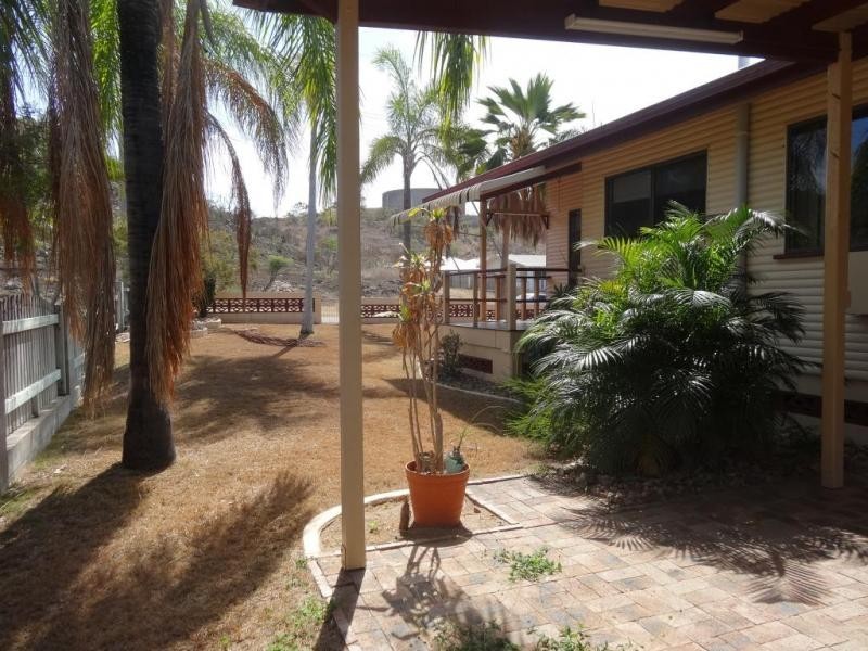 84 Gregory Street, Bowen QLD 4805