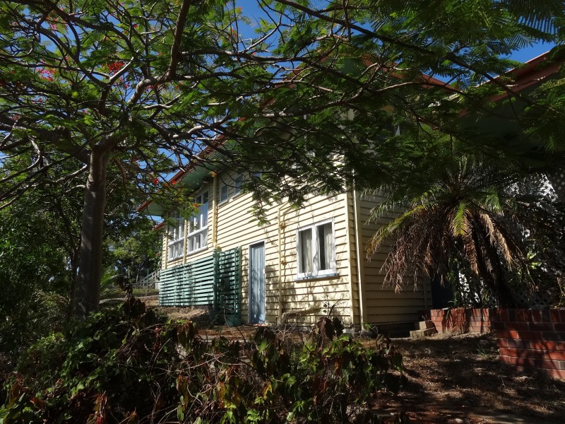 2 Herbert Street, Bowen QLD 4805