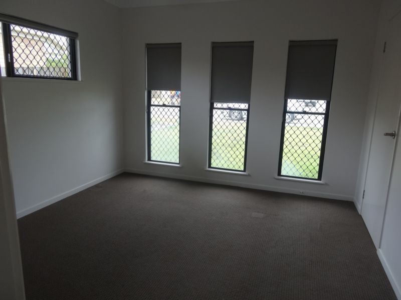 4 COWRIE STREET, Bowen QLD 4805