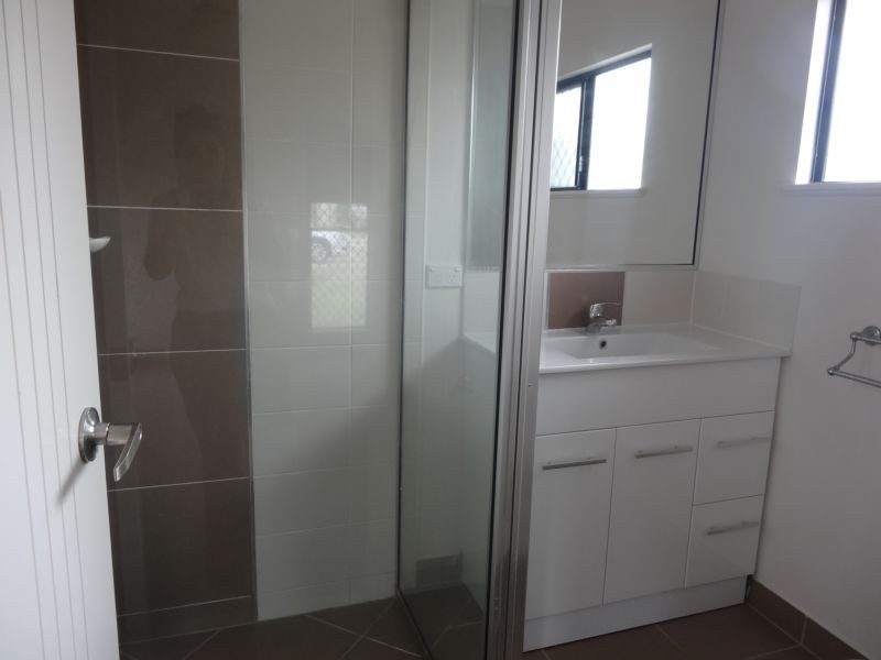 4 COWRIE STREET, Bowen QLD 4805