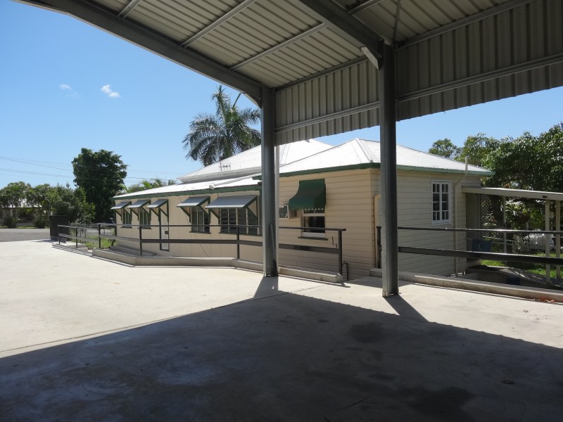 37 Leichhardt Street, Bowen QLD 4805