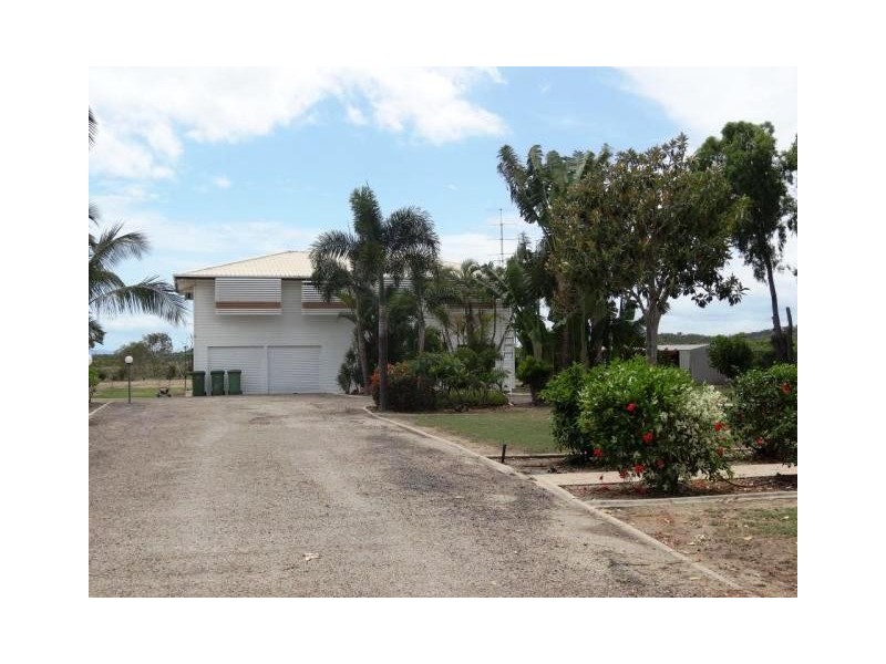 18588 Bruce Highway, Bowen QLD 4805