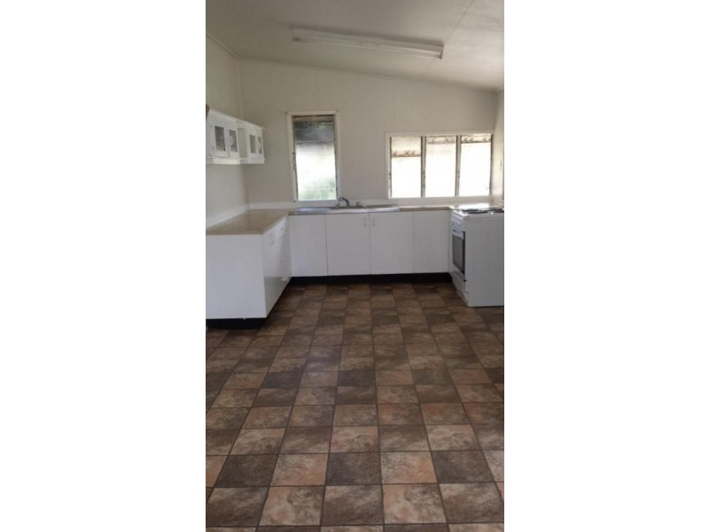 94 Herbert Street, Bowen QLD 4805