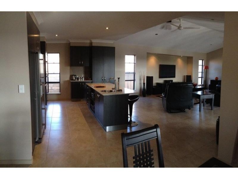 35 Fairway Drive, Bowen QLD 4805