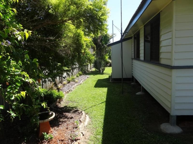 120 Herbert Street, Bowen QLD 4805