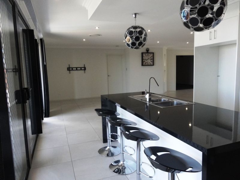 1 Siesta Court, Bowen QLD 4805