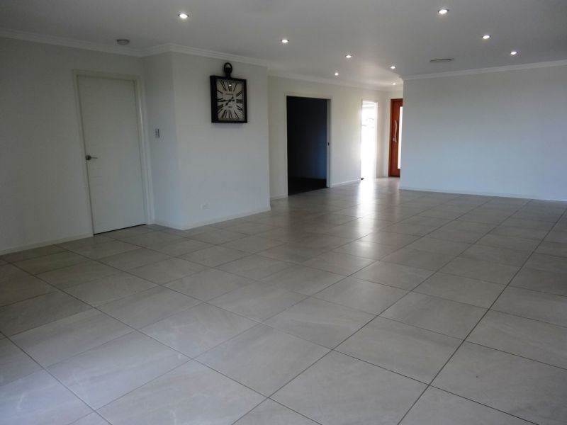 1 Siesta Court, Bowen QLD 4805