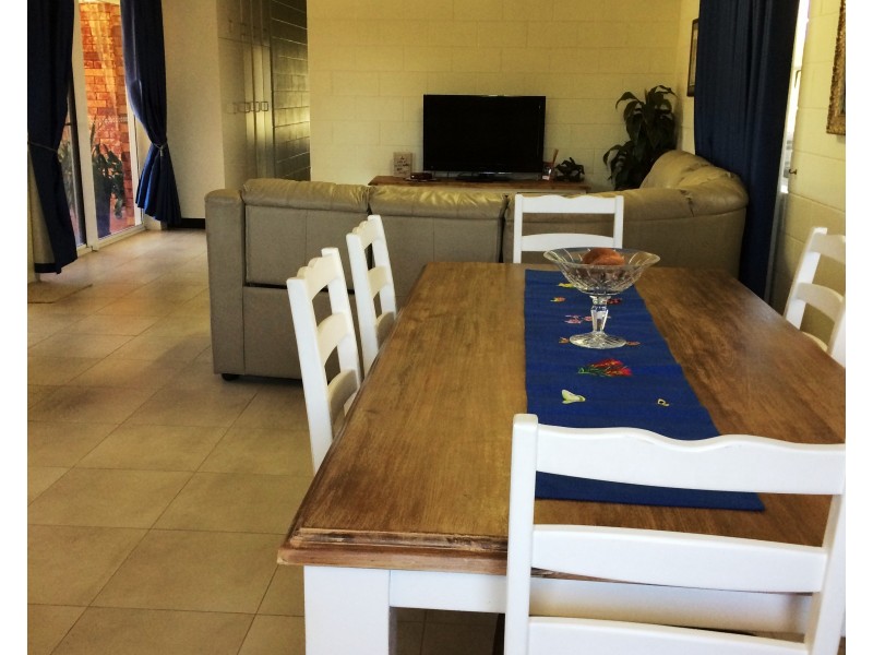 12 Inverdon Road, Bowen QLD 4805