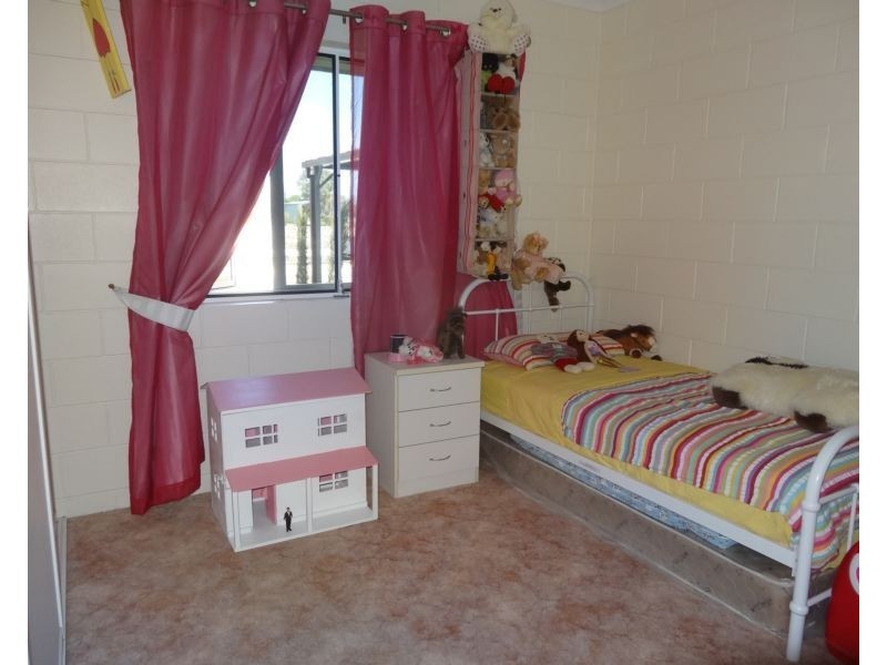 12 Inverdon Road, Bowen QLD 4805