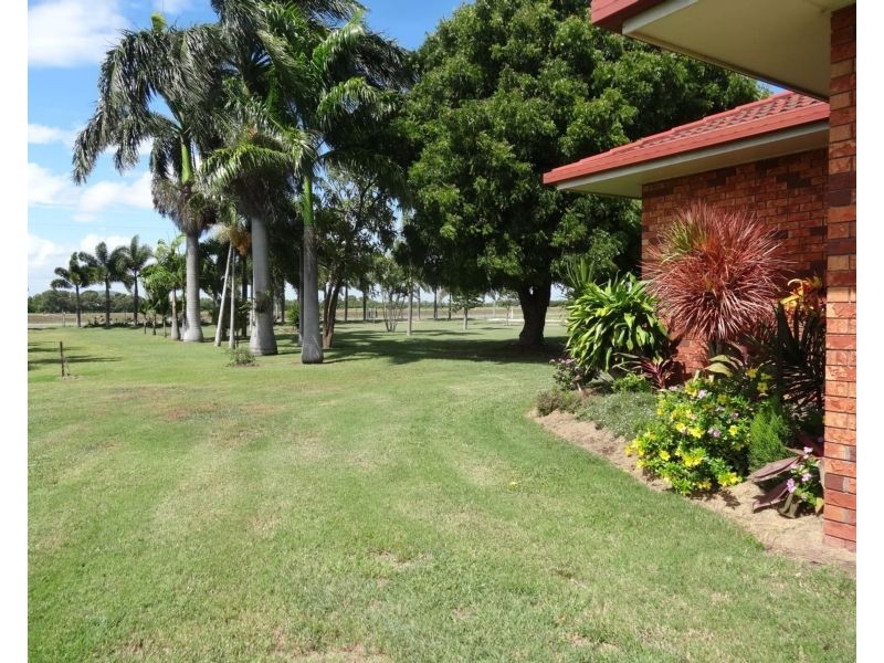 12 Inverdon Road, Bowen QLD 4805