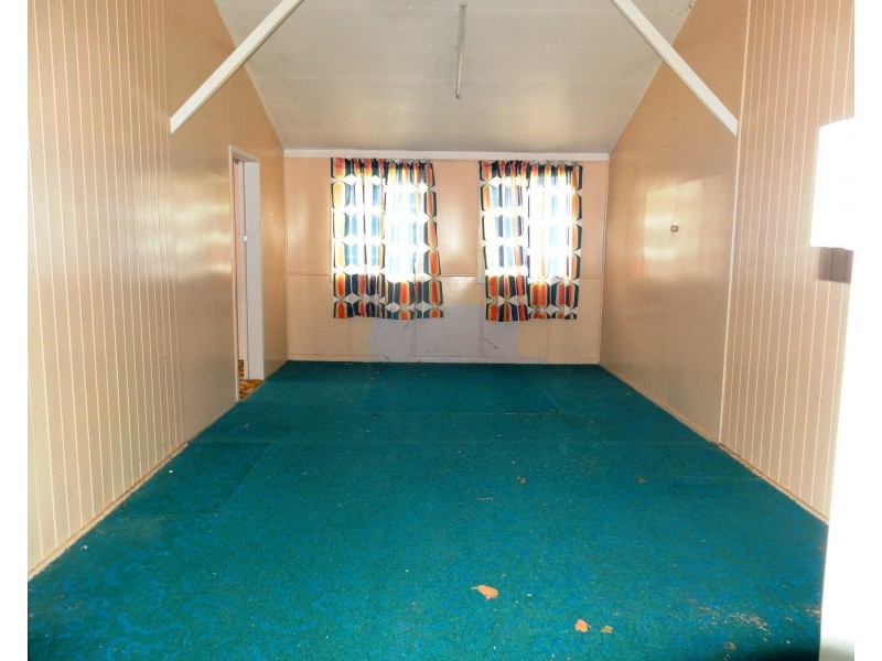 43 Pelican Street, Collinsville QLD 4804