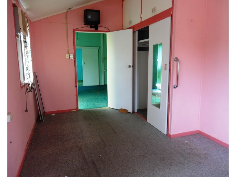 43 Pelican Street, Collinsville QLD 4804