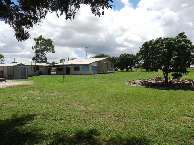 8300 Collinsville Mt Douglas Road, Collinsville QLD 4804