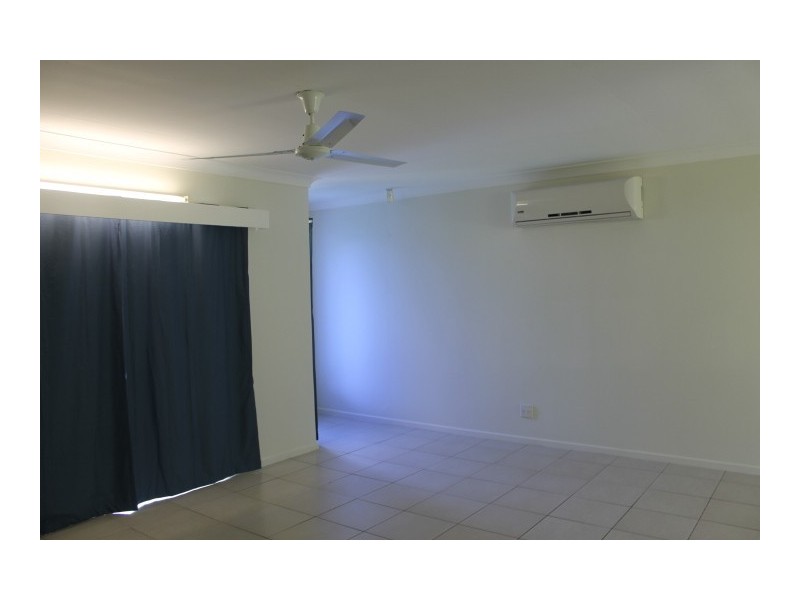 6 Rodney Street, Bowen QLD 4805