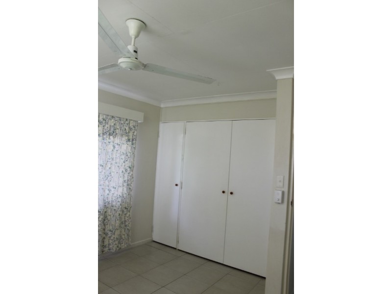 6 Rodney Street, Bowen QLD 4805