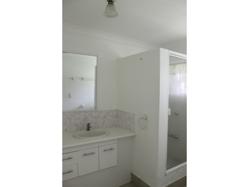 6 Rodney Street, Bowen QLD 4805