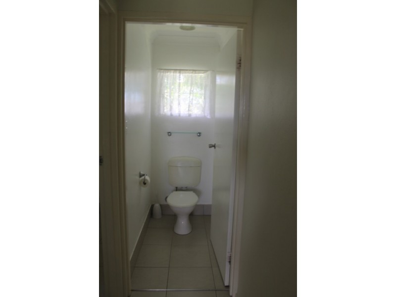 6 Rodney Street, Bowen QLD 4805