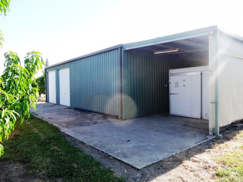 8 Inverdon Road, Bowen QLD 4805