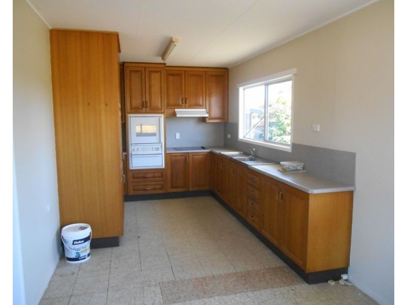 24 Tollington Road, Bowen QLD 4805