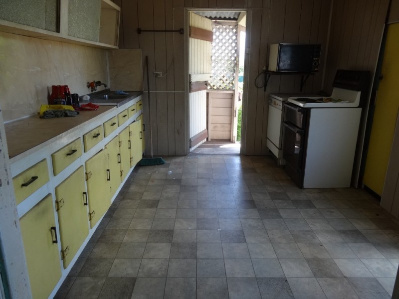 4 Canberra Street, Bowen QLD 4805