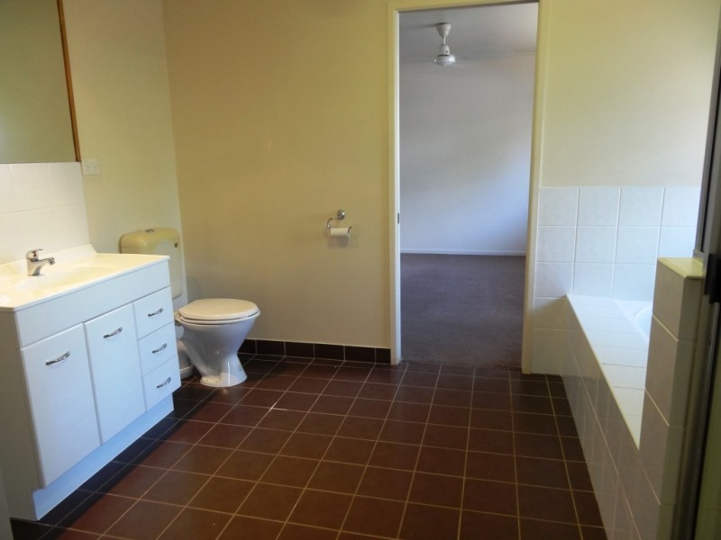 87 Soldiers Road, Bowen QLD 4805