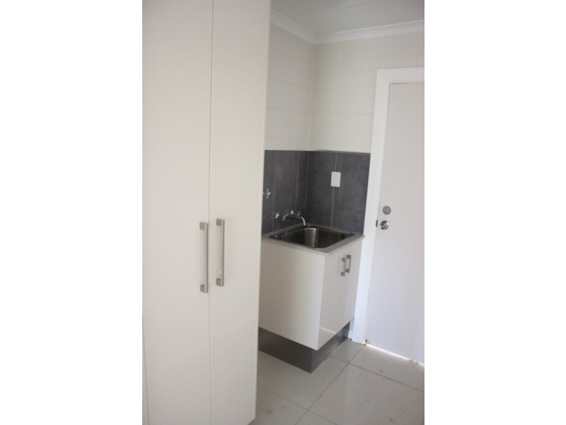 1/89 Powell Street, Bowen QLD 4805