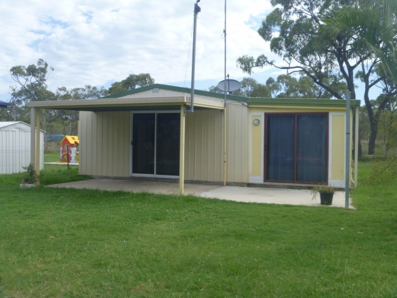 25 Pitcain Avenue, Brisk Bay, Bowen QLD 4805
