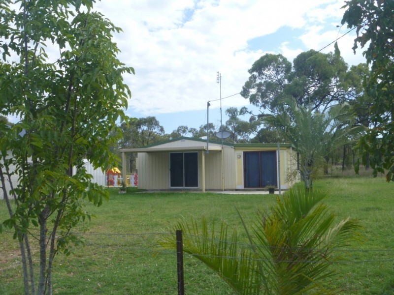 25 Pitcain Avenue, Brisk Bay, Bowen QLD 4805