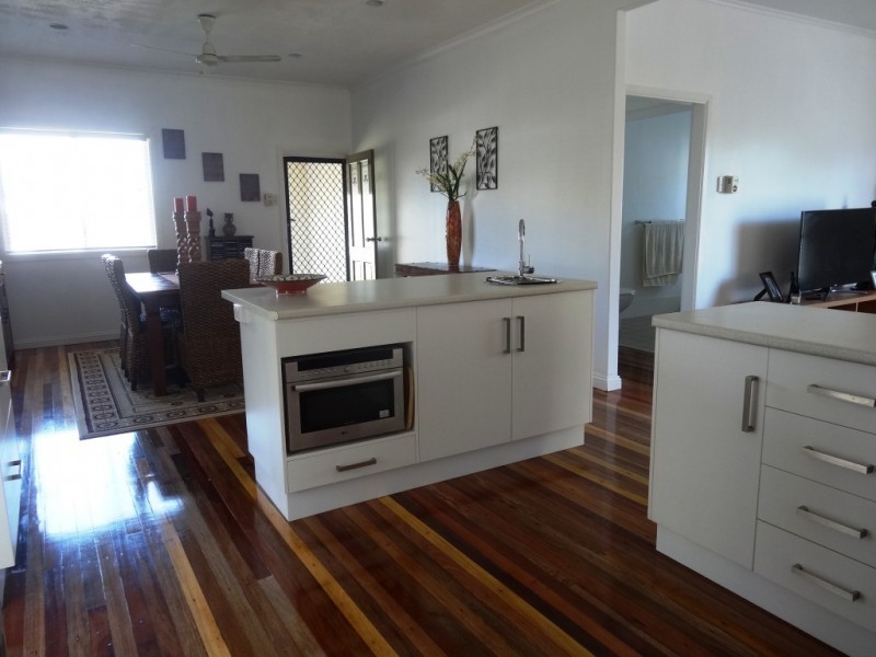 14 Gilbert Street, Bowen QLD 4805