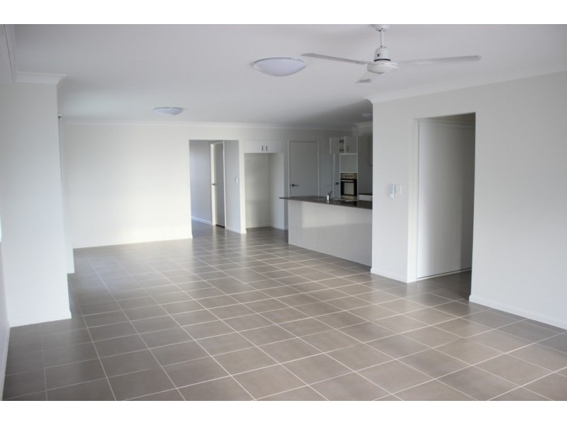 19 Baker Street, Bowen QLD 4805