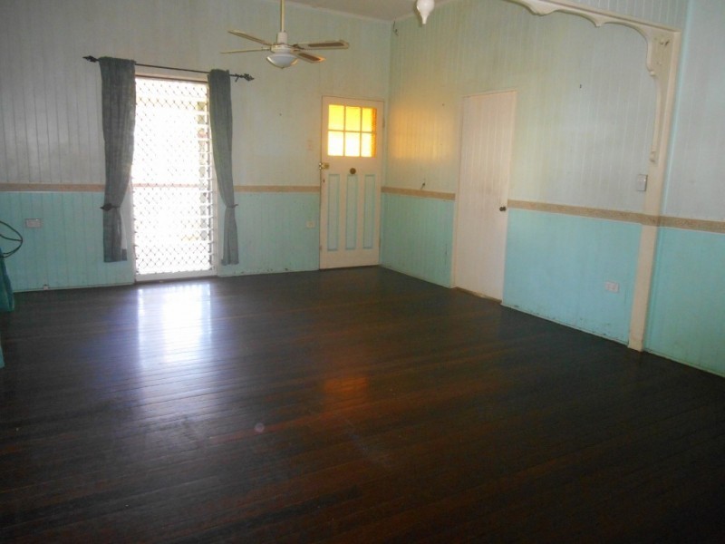 17 Powell Street, Bowen QLD 4805