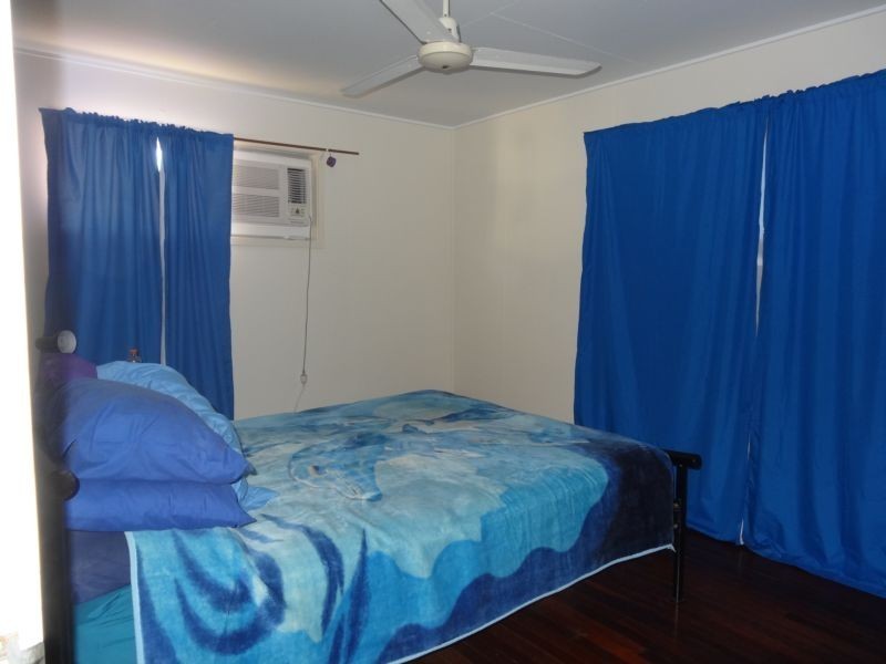 11 West Street, Bowen QLD 4805