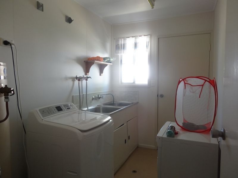 11 West Street, Bowen QLD 4805