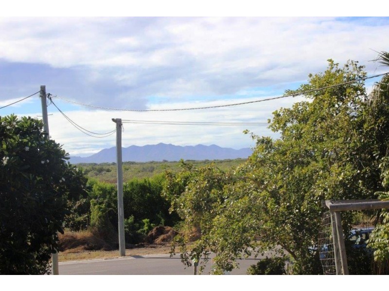 23 Queens Road, Bowen QLD 4805