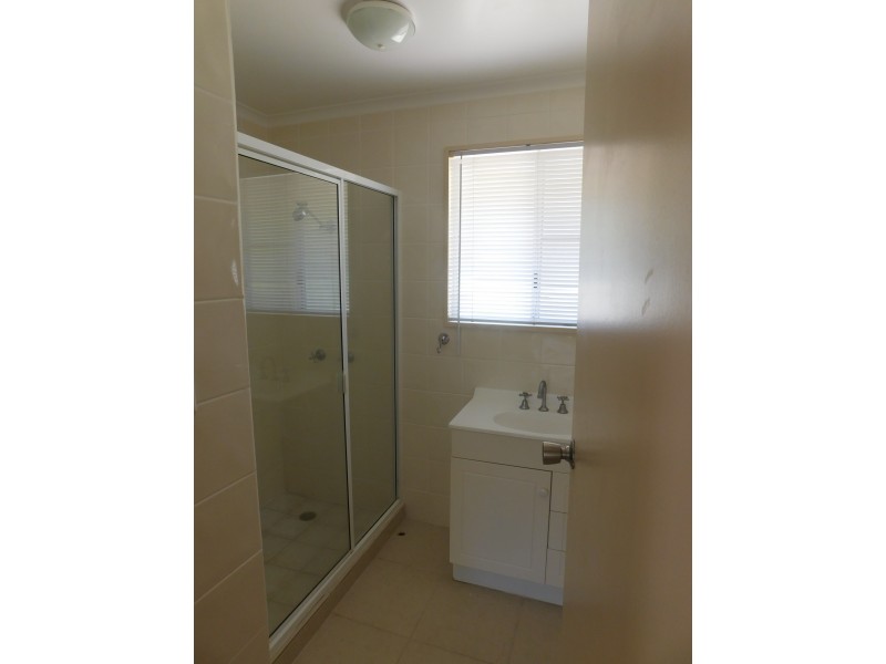 33 Tollington Road, Bowen QLD 4805